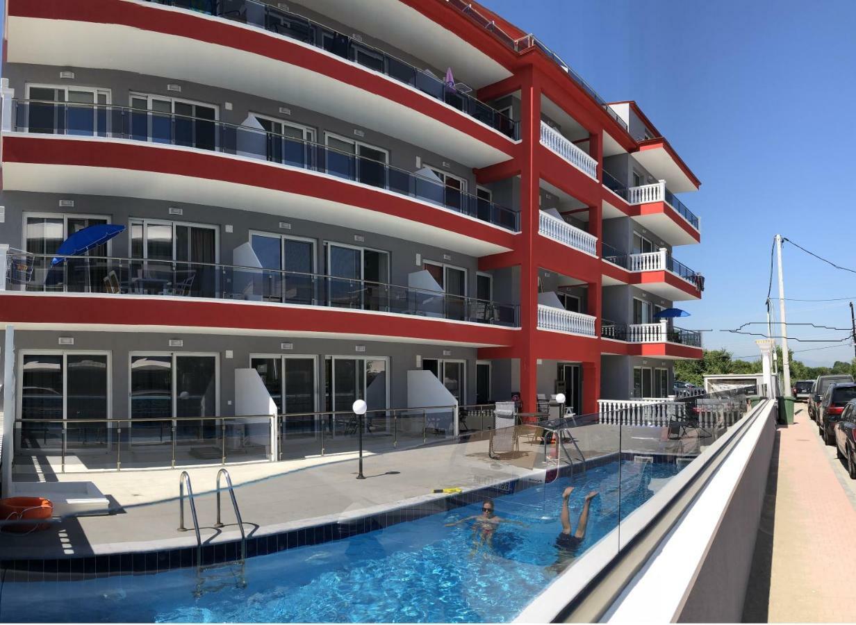 Red Luxury Aqua Aparthotel Paralia Katerinis Ngoại thất bức ảnh