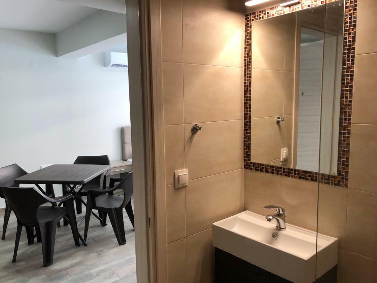 Red Luxury Aqua Aparthotel Paralia Katerinis Ngoại thất bức ảnh