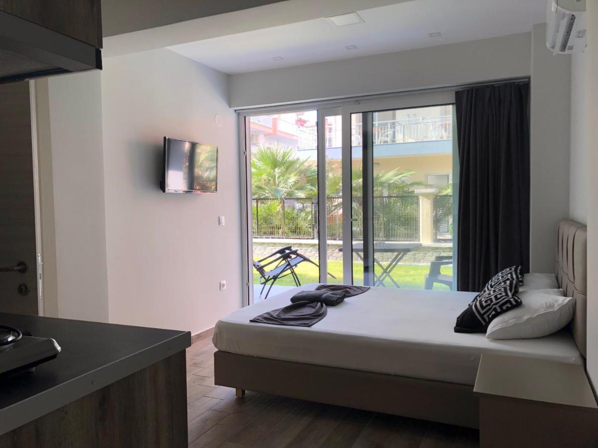 Red Luxury Aqua Aparthotel Paralia Katerinis Ngoại thất bức ảnh